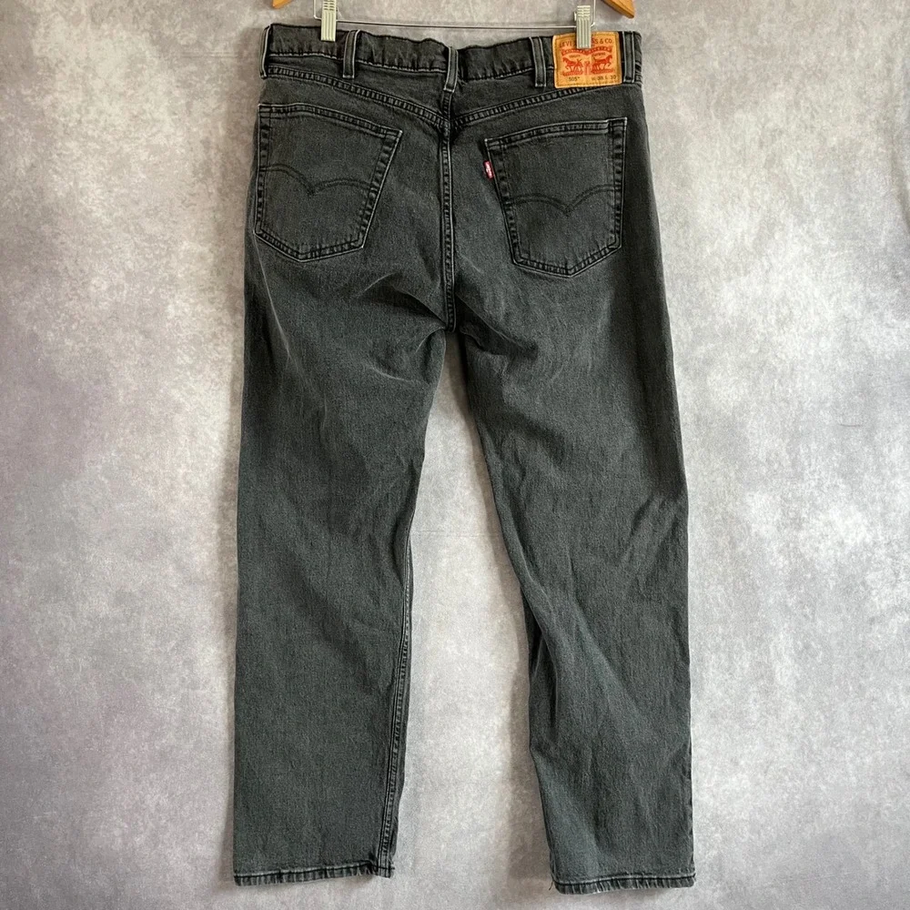 Levis 505 Regular Fit Mens 38x30 Black Faded Denim Jeans Casual Pants 00505-2913